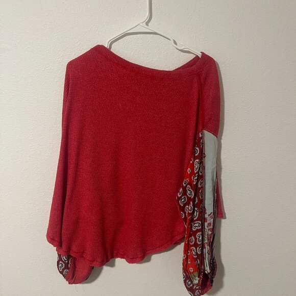 We The Free People Sweater - Picture 2 of 3